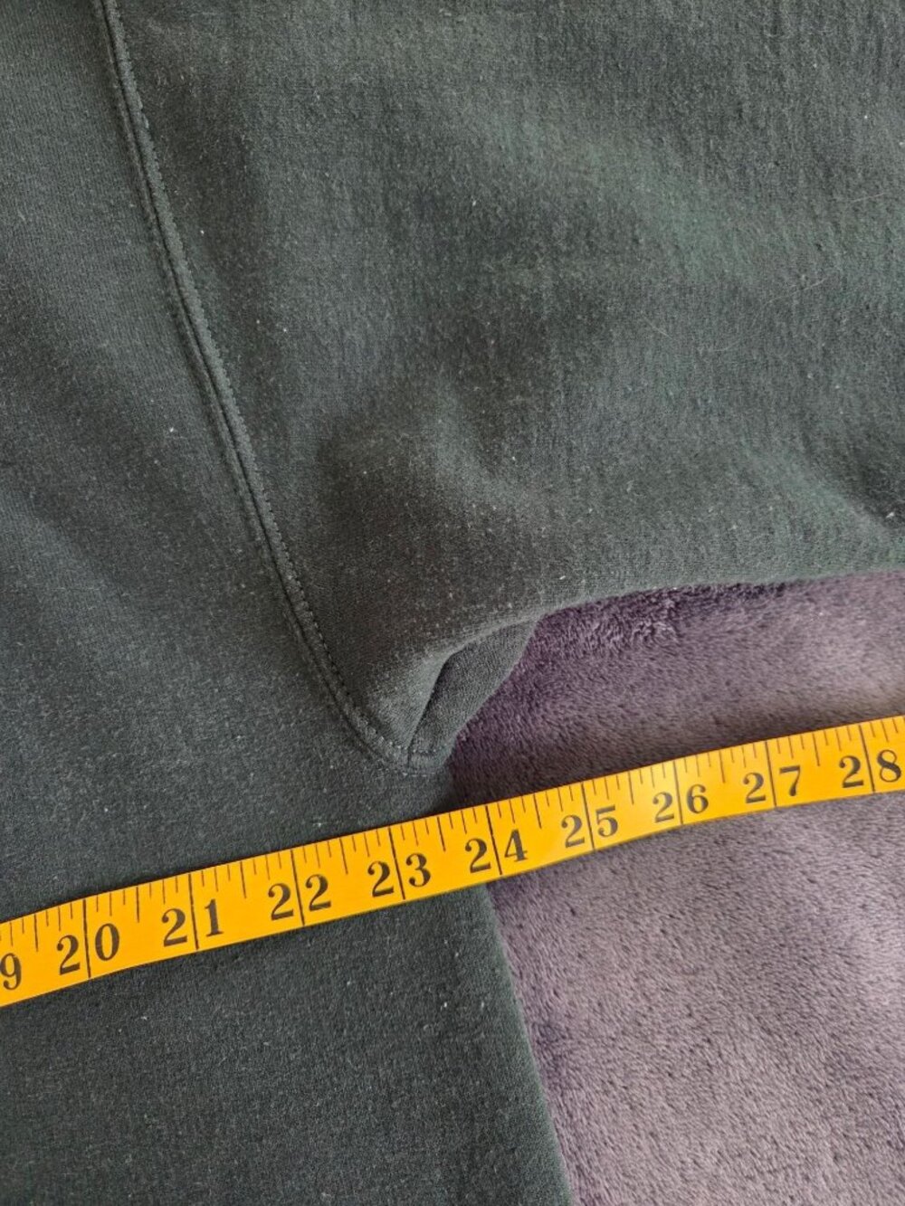 Womwns Silly Goose Graphic Green Crewneck Sweatshirt L By Gildan Blend - Picture 6 of 6